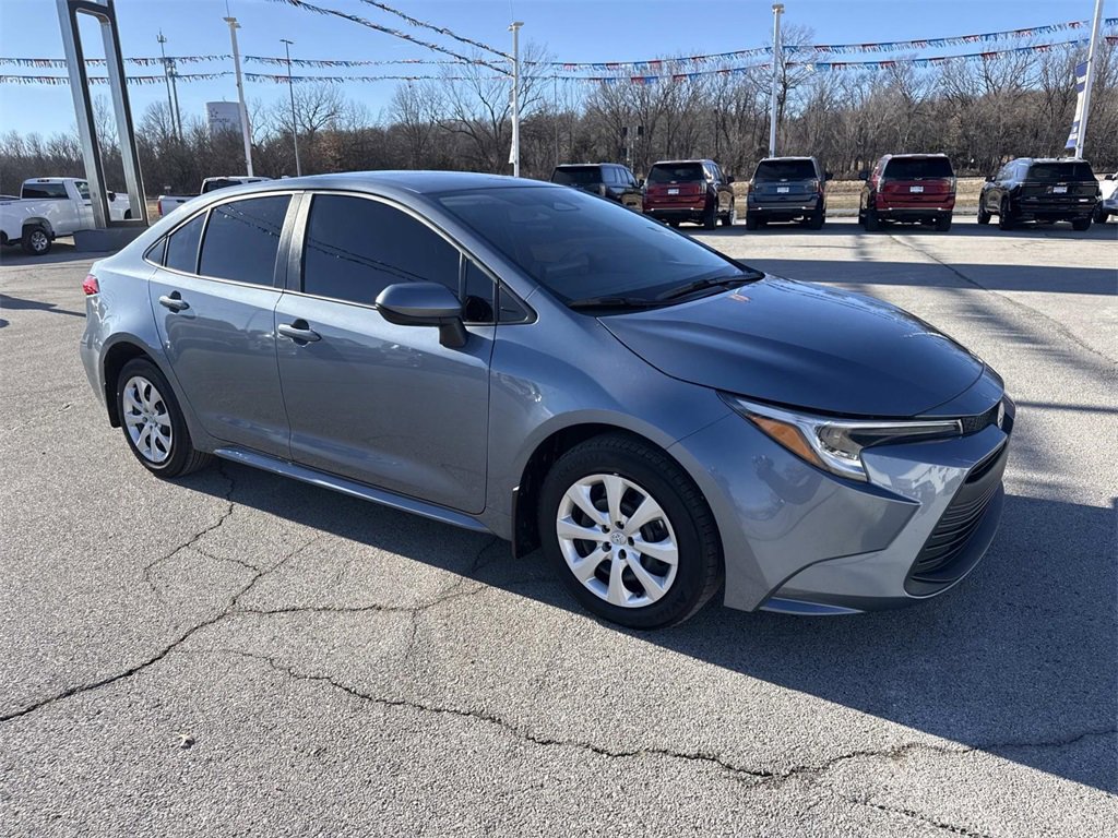 Used 2024 Toyota Corolla LE image 7