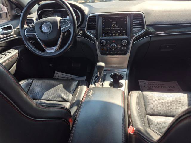 Used 2017 Jeep Grand Cherokee Trailhawk w/ Trailhawk Luxury Group AWD/4WD image 13