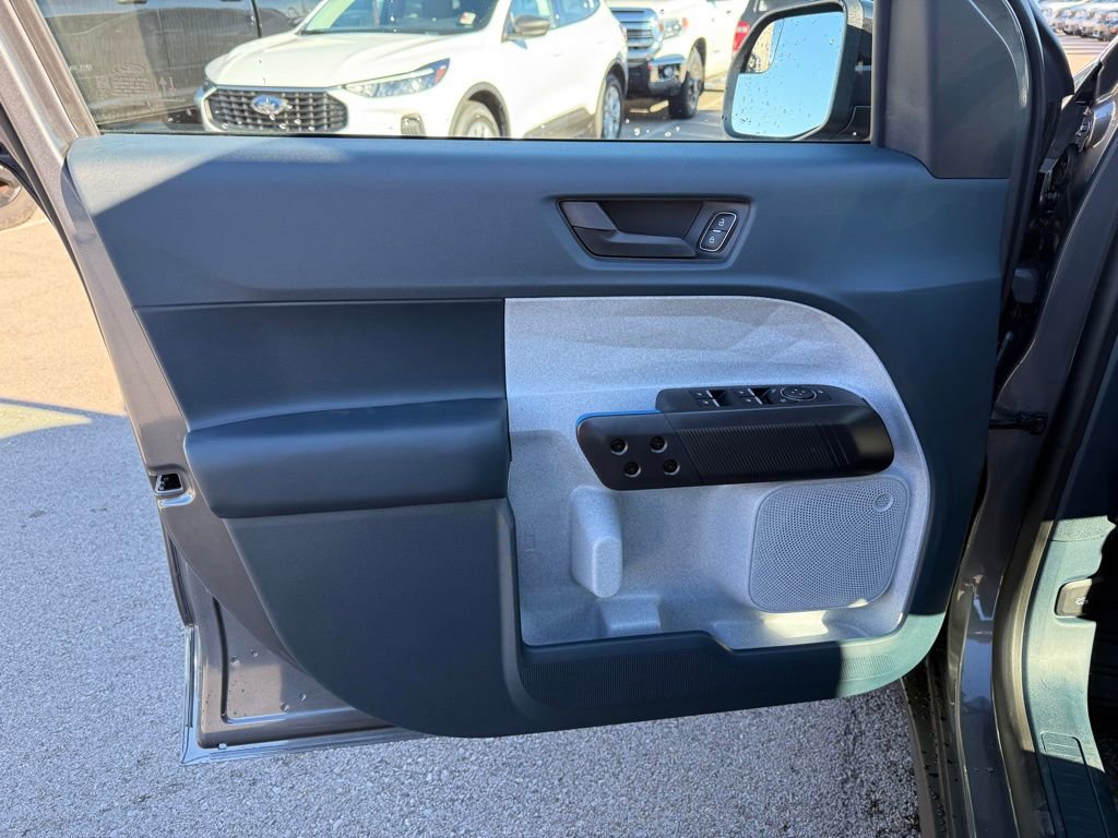 New 2026 Ford Maverick XLT w/ XLT Luxury Package image 8