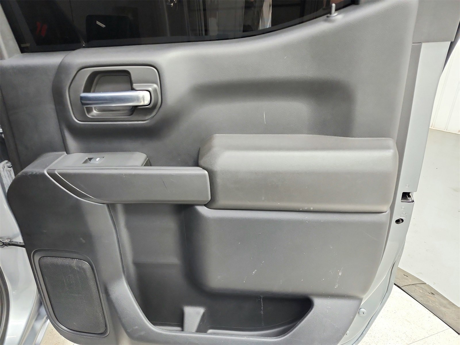 Used 2024 Chevrolet Silverado 1500 Custom image 37