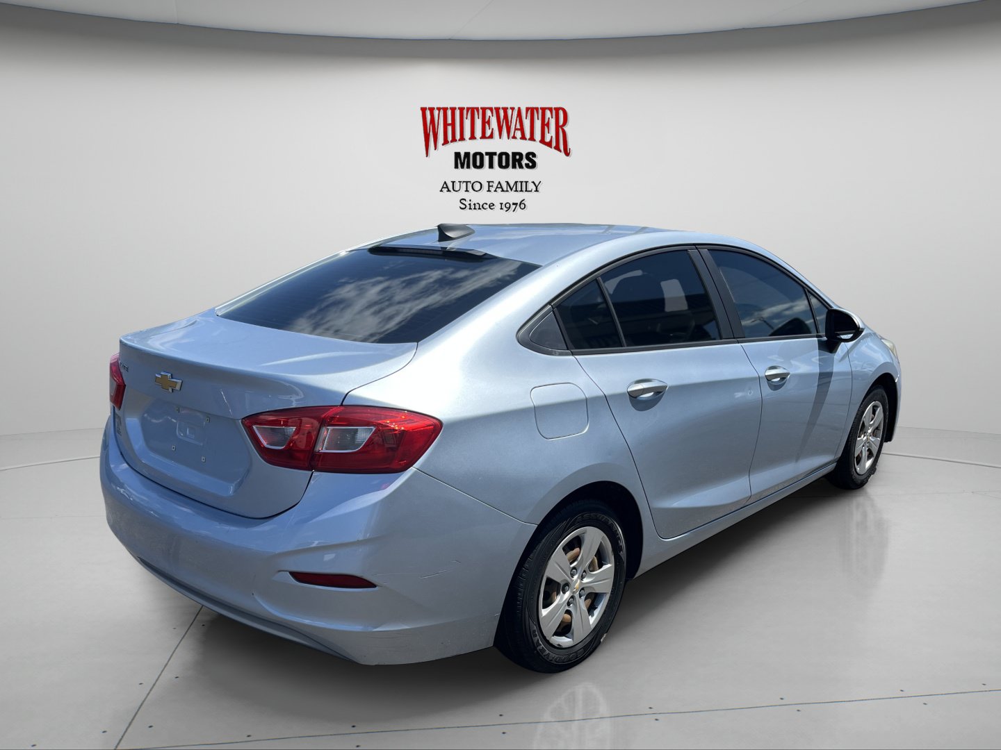 Used 2017 Chevrolet Cruze LS FWD image 5