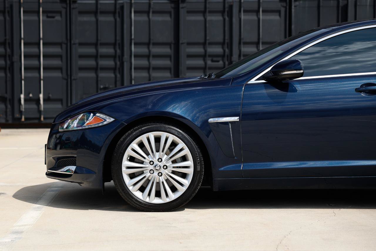 Used 2012 Jaguar XF Portfolio RWD image 25