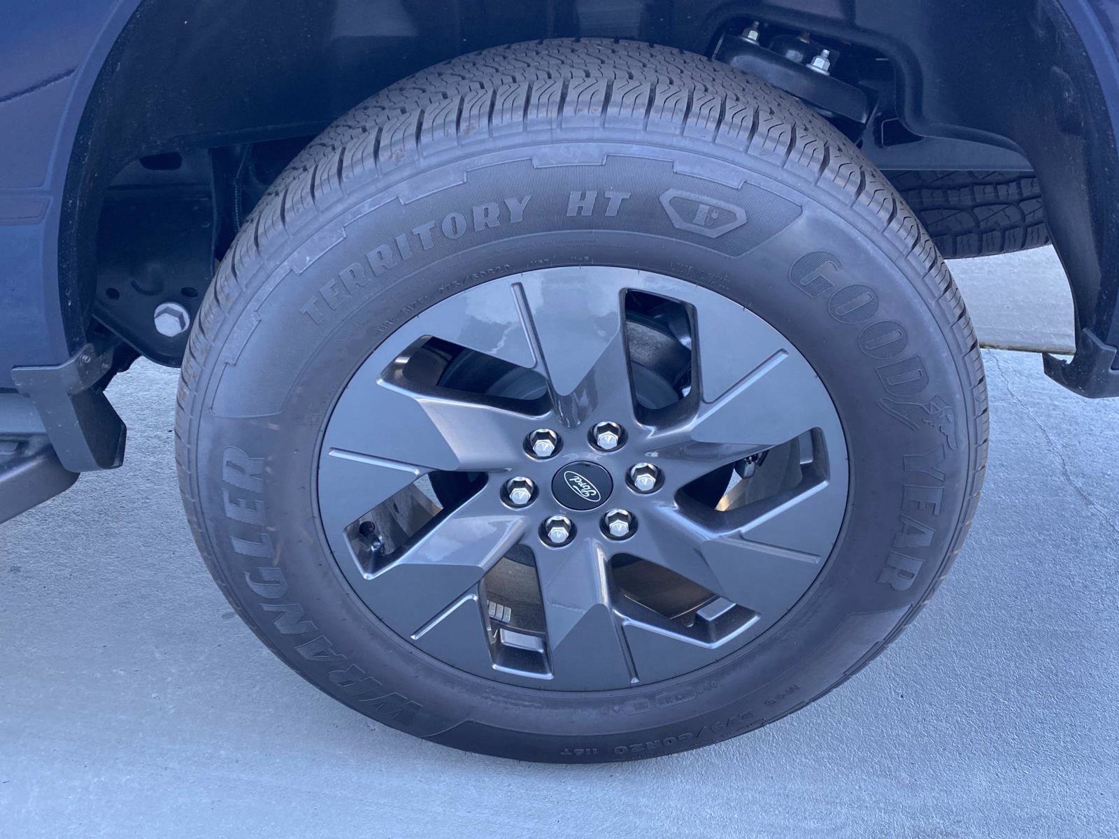 New 2025 Ford F150 Lightning Lariat image 7