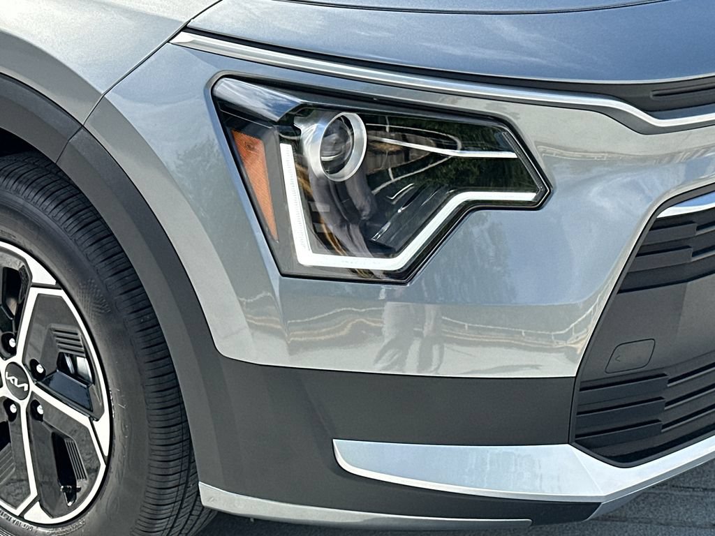 New 2026 Kia Niro EX FWD image 10