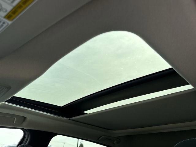 New 2025 Nissan Kicks SV w/ SV Premium Package AWD/4WD image 27