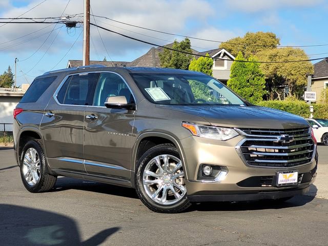 Used 2020 Chevrolet Traverse High Country image 2