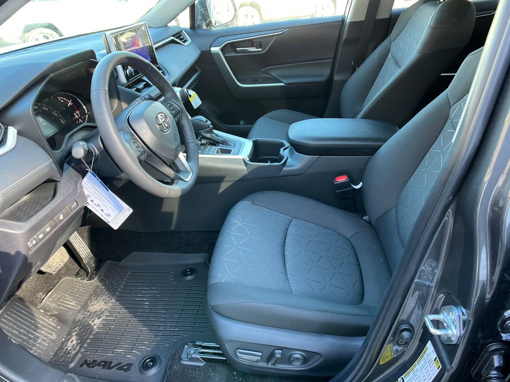 New 2025 Toyota RAV4 XLE w/ Convenience Package image 9