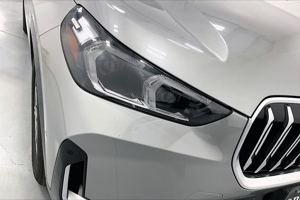 Used 2026 BMW X1 xDrive28i AWD/4WD image 30
