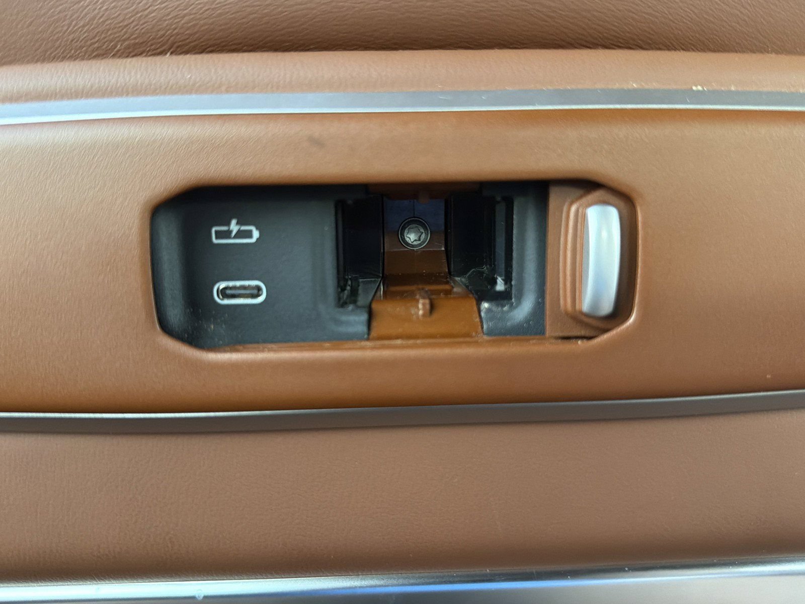 Used 2024 BMW X7 M60i w/ Executive Package AWD/4WD image 21