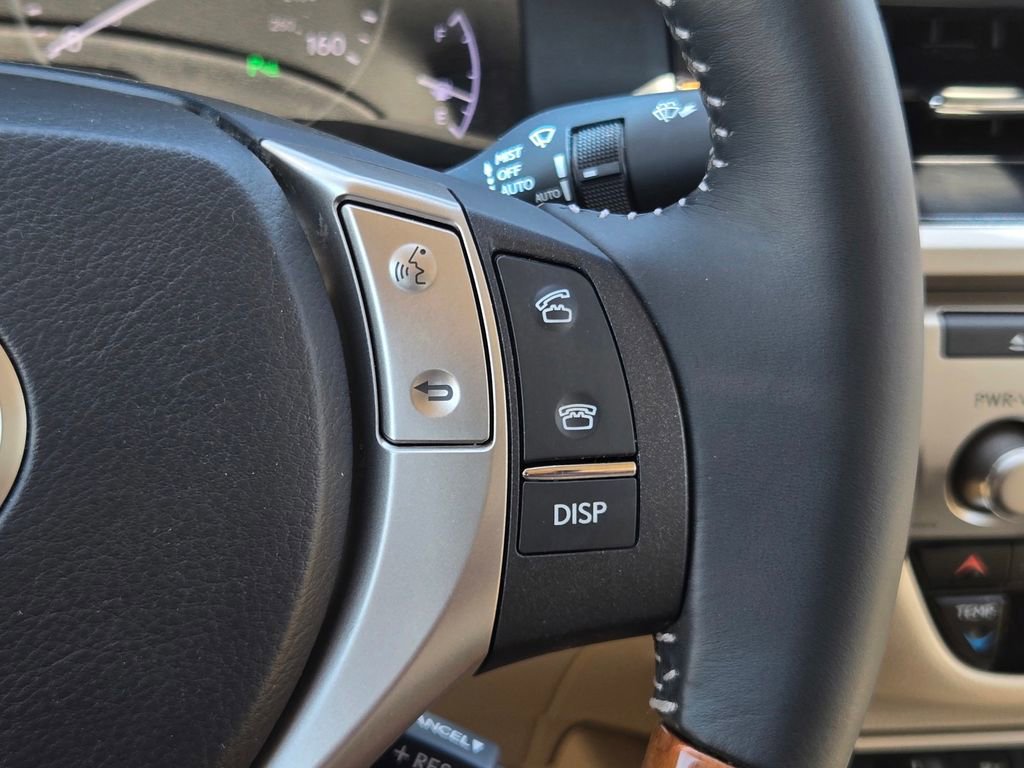 Used 2013 Lexus ES 300h w/ Luxury Pkg FWD image 25