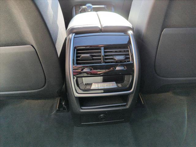 Used 2020 BMW X5 xDrive40i w/ M Sport Package AWD/4WD image 18