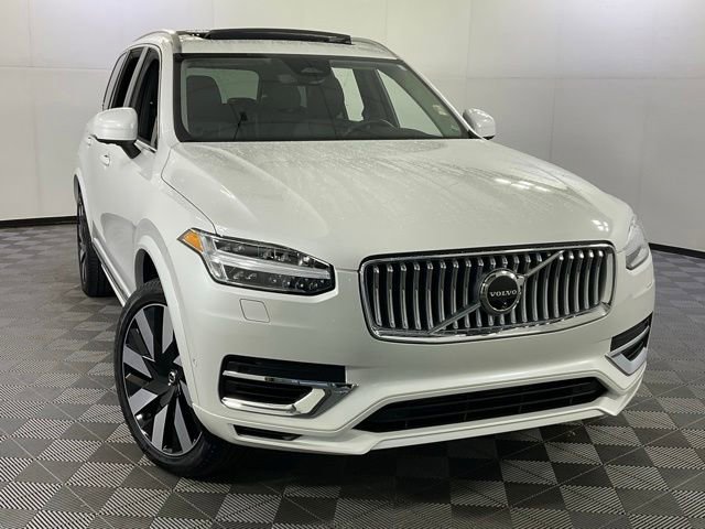 Certified 2024 Volvo XC90 T8 Plus w/ Protection Package Premier AWD/4WD image 42