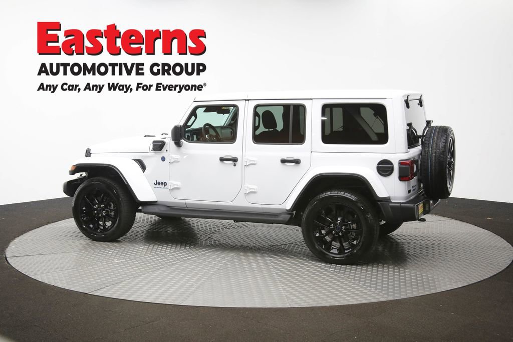 Used 2025 Jeep Wrangler Unlimited Sahara image 61
