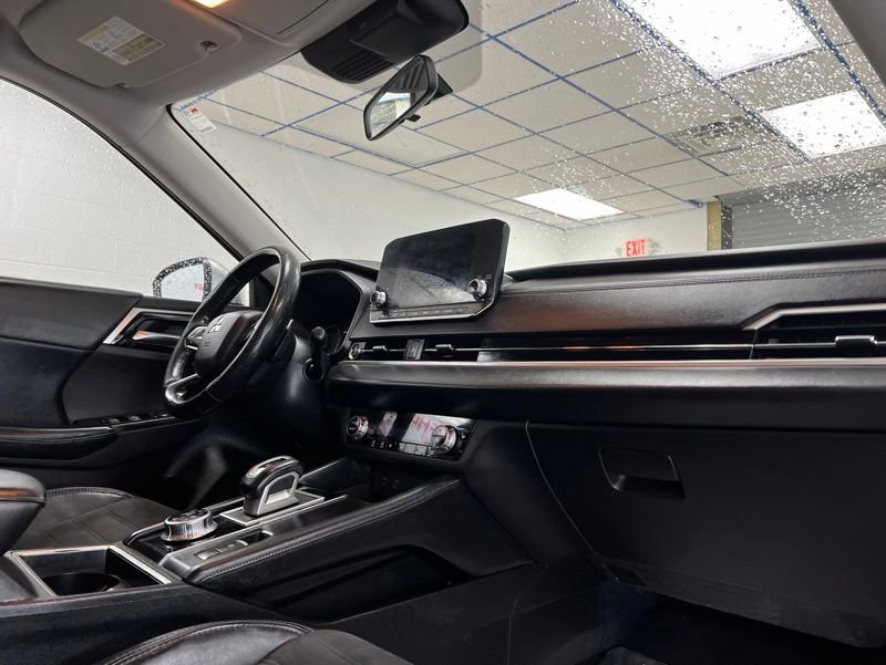 Used 2022 Mitsubishi Outlander SE AWD/4WD image 12