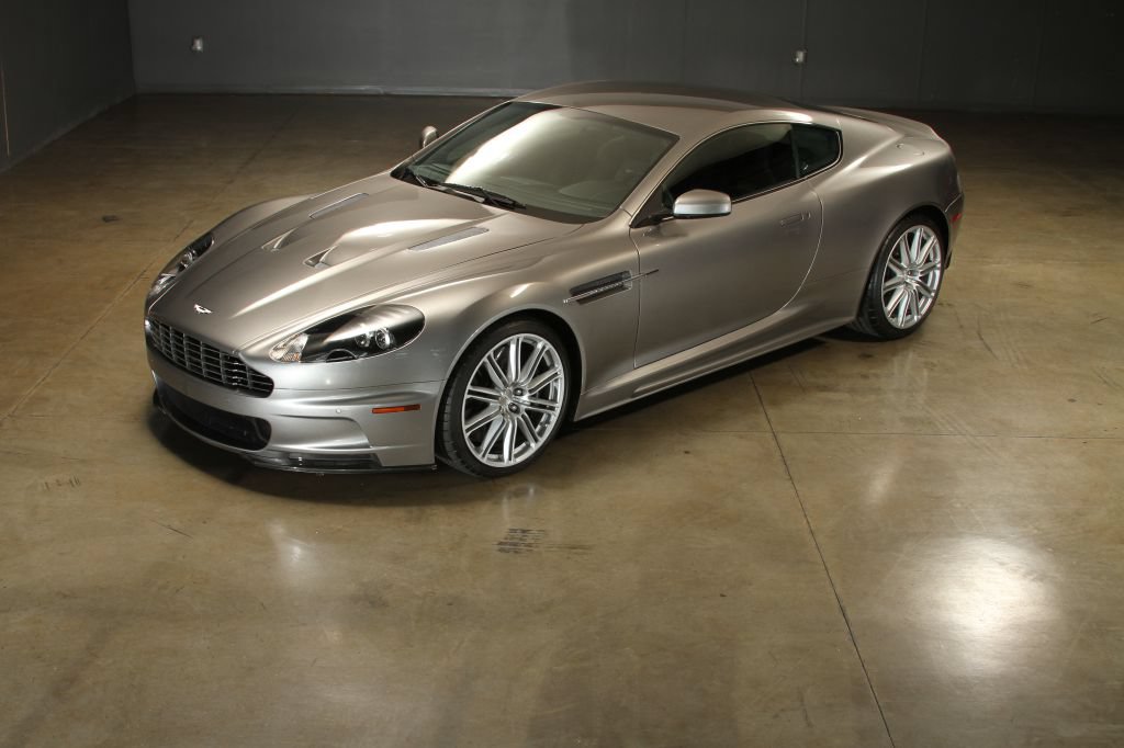 Used 2009 Aston Martin DBS Coupe RWD image 5