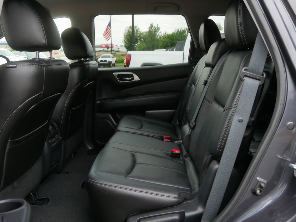 Used 2014 Nissan Pathfinder SL AWD/4WD image 18