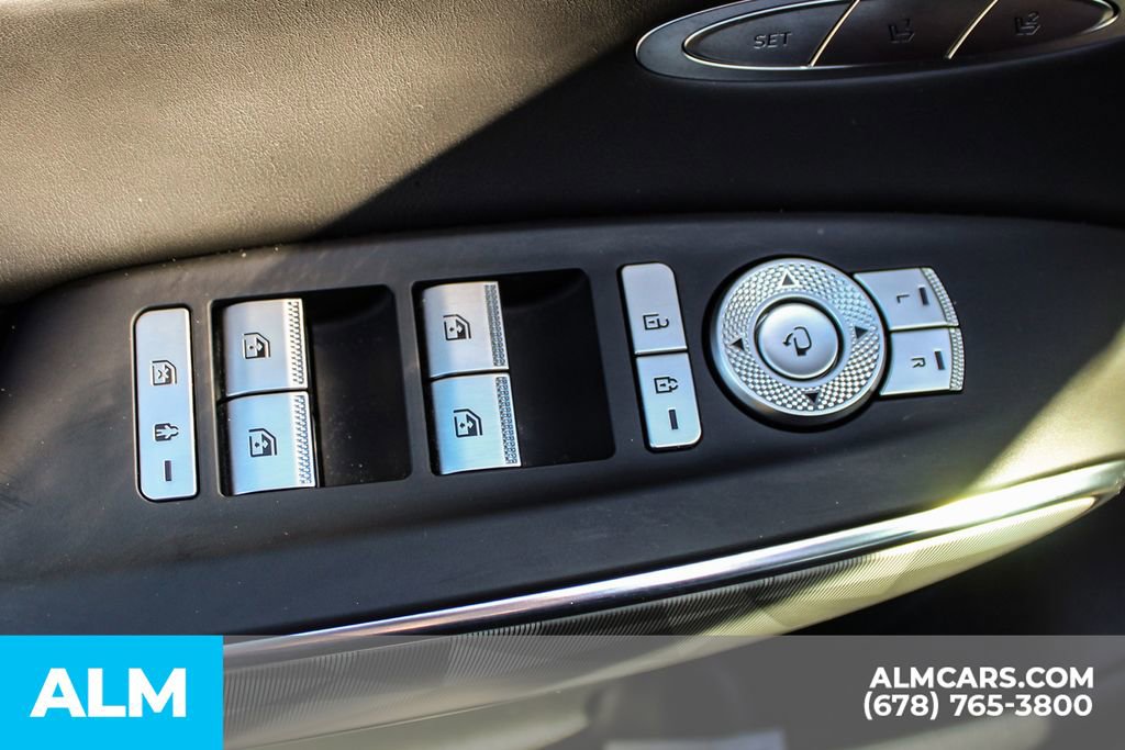 Used 2025 Genesis GV70 3.5T Sport w/ Sport Advanced Package image 33