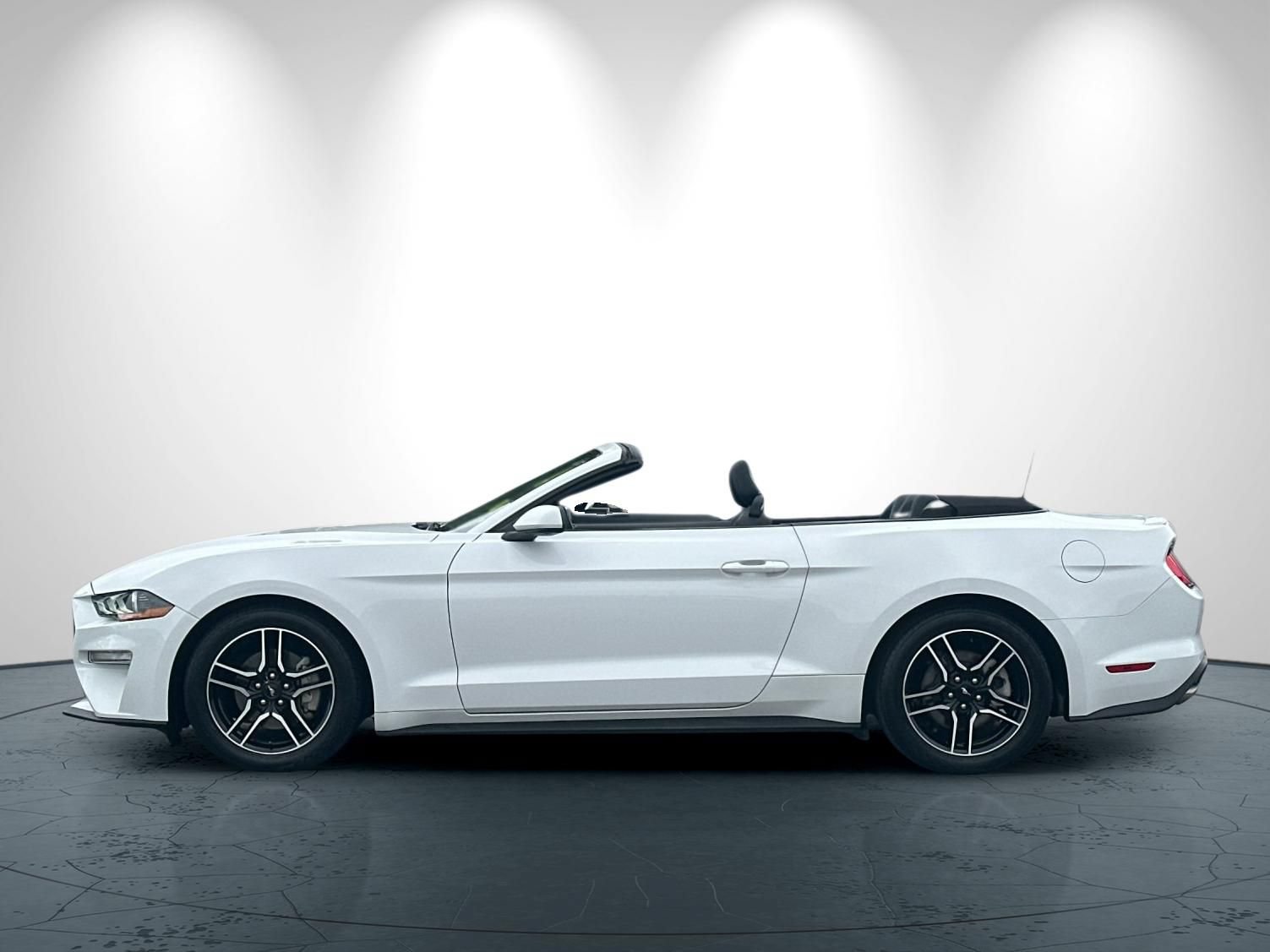 Used 2023 Ford Mustang Premium RWD image 7