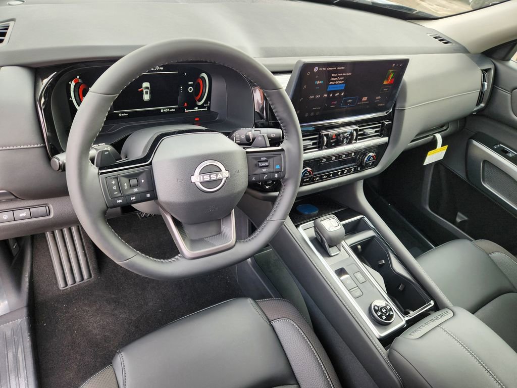 New 2026 Nissan Pathfinder SL image 9