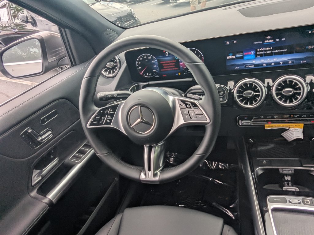 Certified 2026 Mercedes-Benz GLA 250 4MATIC image 3