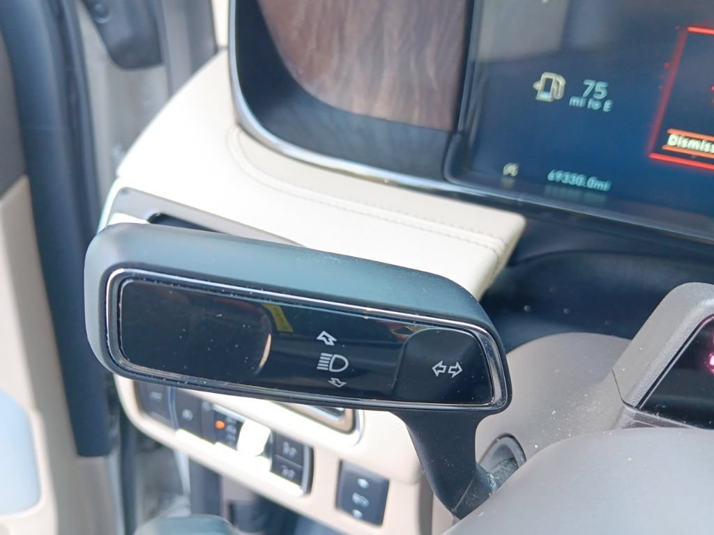Used 2023 Lincoln Navigator L Reserve AWD/4WD image 18