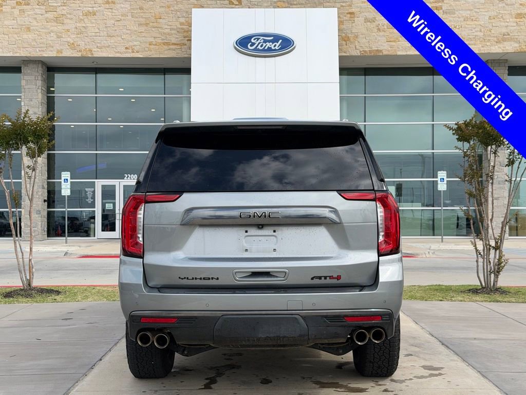 Used 2023 GMC Yukon XL AT4 w/ Technology Package AWD/4WD image 23