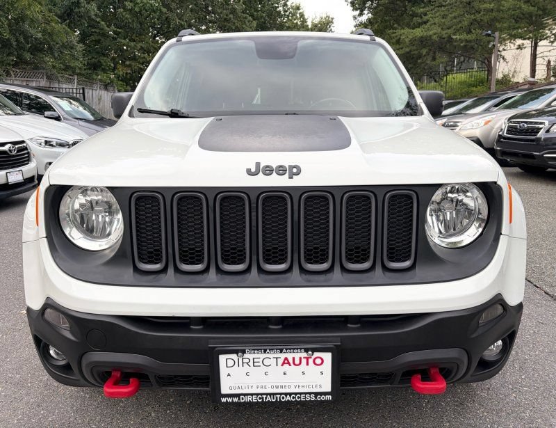 Used 2015 Jeep Renegade Trailhawk AWD/4WD image 3