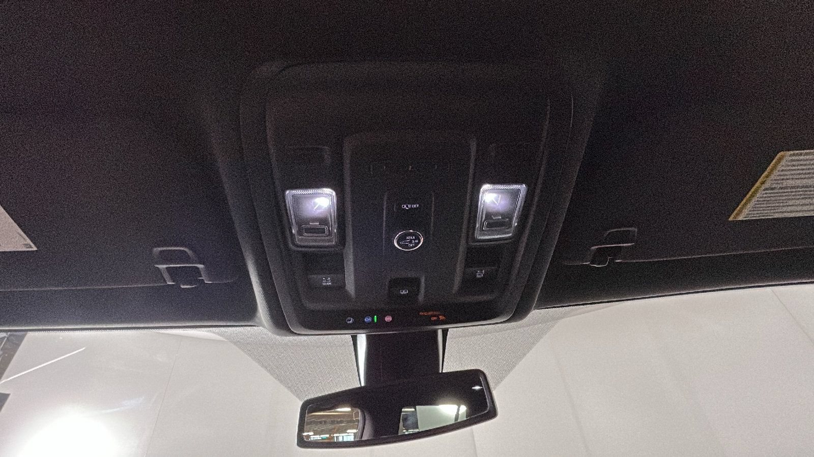 Used 2022 Chevrolet Tahoe Z71 AWD/4WD image 31