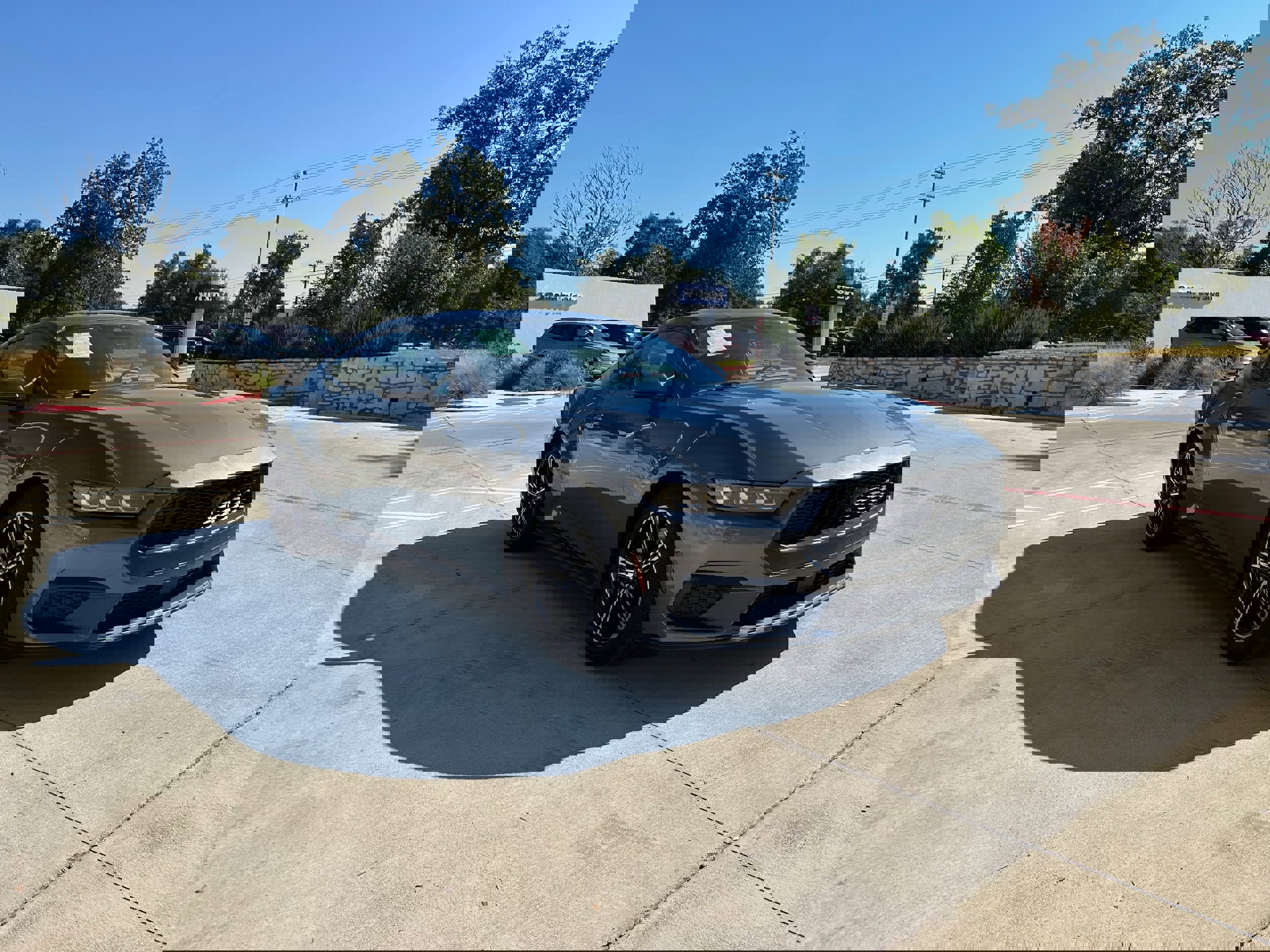 Used 2024 Ford Mustang EcoBoost image 7