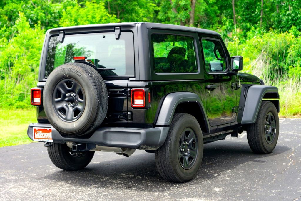 Used 2023 Jeep Wrangler Sport AWD/4WD image 7