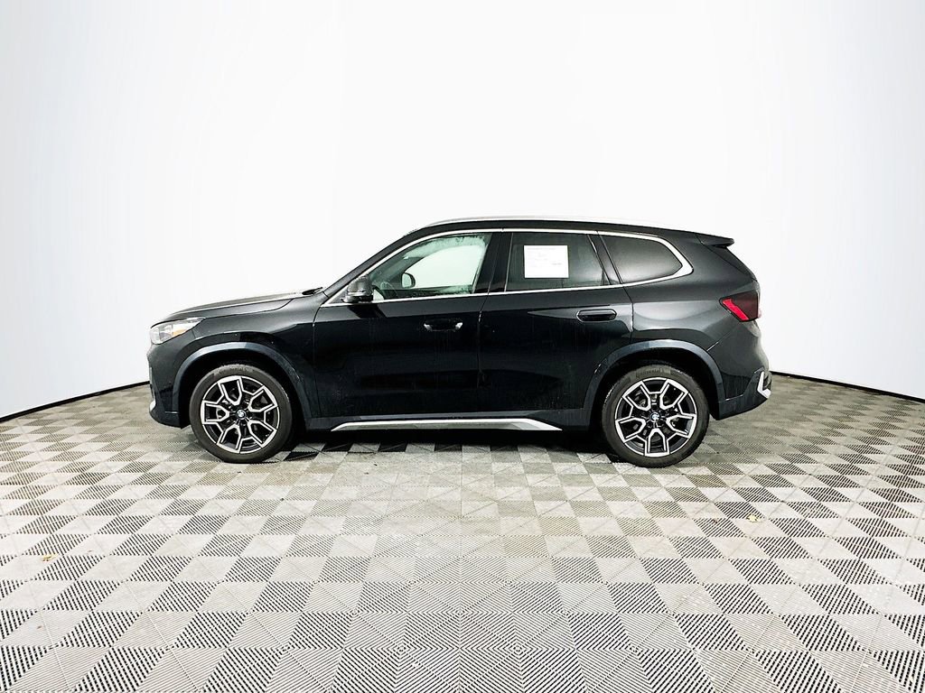Used 2025 BMW X1 xDrive28i image 5