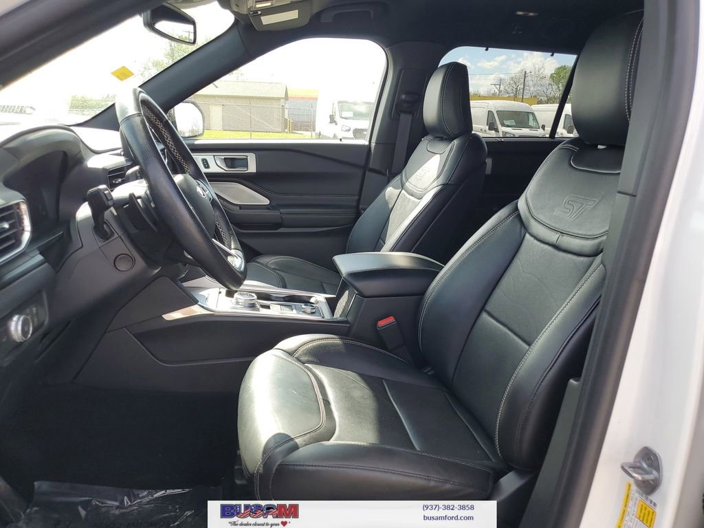 Certified 2020 Ford Explorer ST w/ Premium Technology Package AWD/4WD image 18