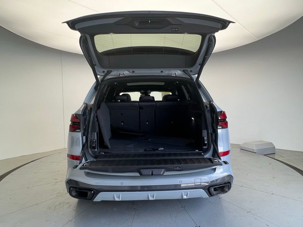 Certified 2024 BMW X5 xDrive40i w/ M Sport Package image 5