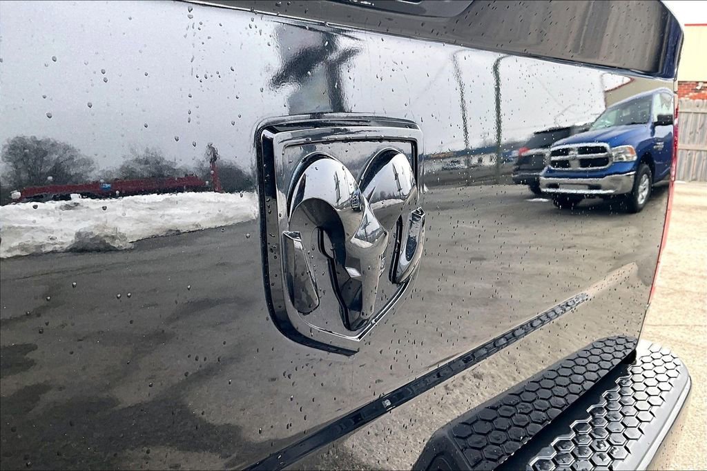 Used 2018 RAM 1500 Express w/ Wheel & Sound Group image 9
