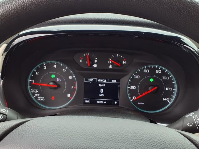 Used 2023 Chevrolet Traverse LS image 18