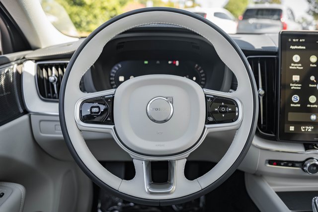 New 2026 Volvo XC60 B5 Ultra w/ Protection Package Premier image 28