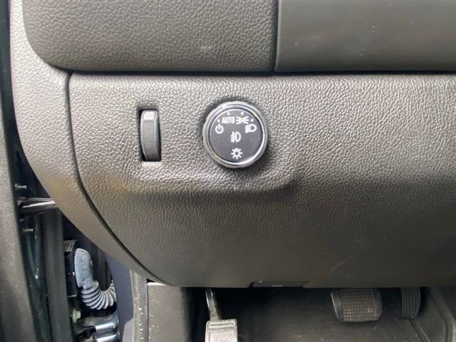 Used 2019 Chevrolet Colorado LT w/ LT Convenience Package image 16