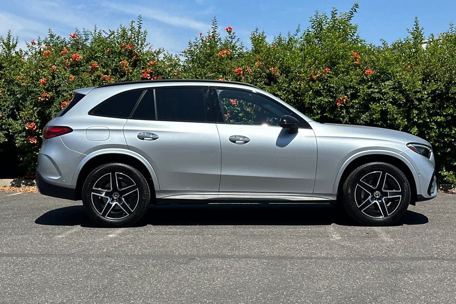 Certified 2026 Mercedes-Benz GLC 300 4MATIC image 2