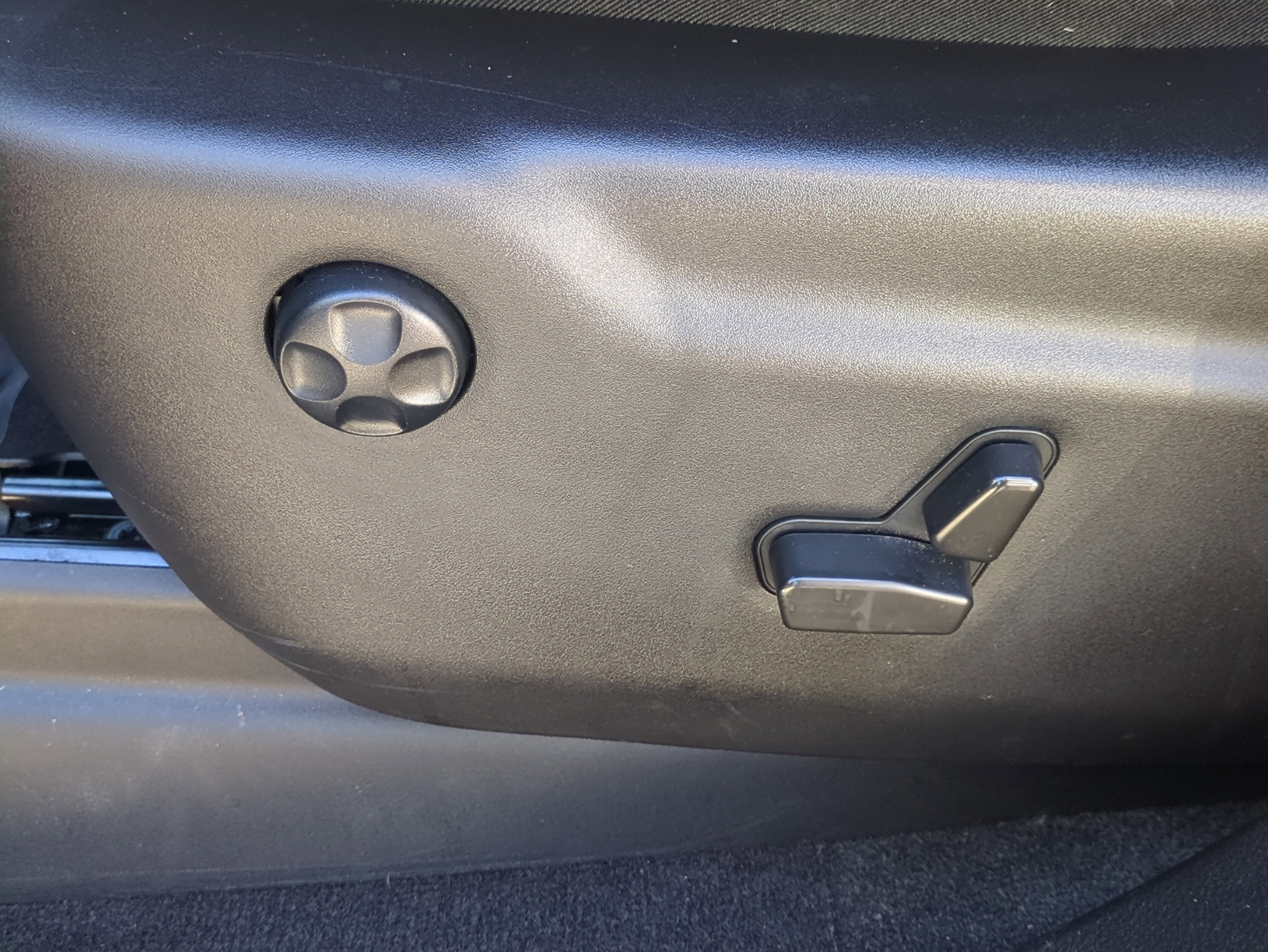 Certified 2022 Jeep Grand Cherokee Limited w/ Tech Group image 21