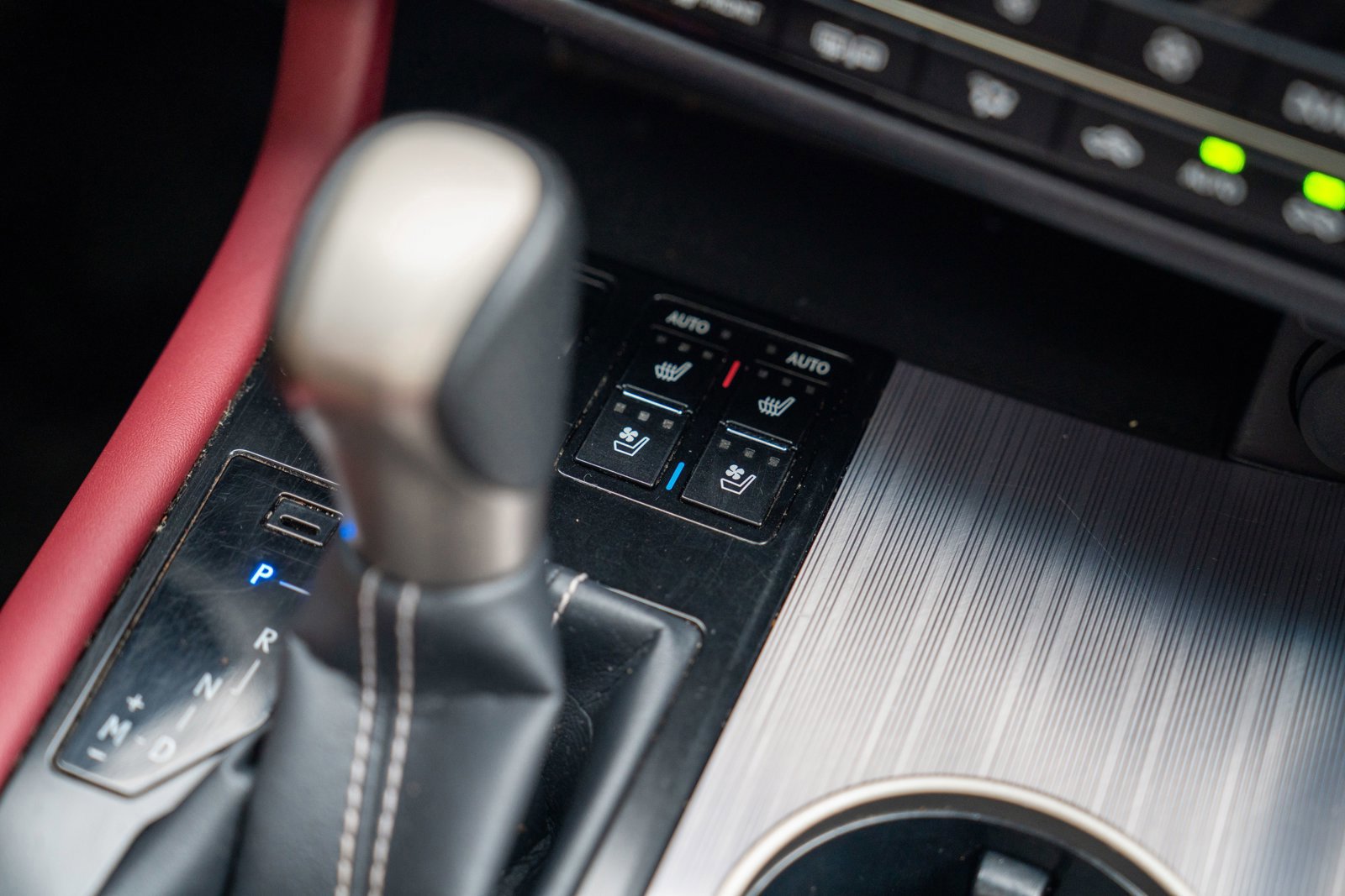 Used 2018 Lexus RX 350 F Sport w/ Cold Area Package image 18