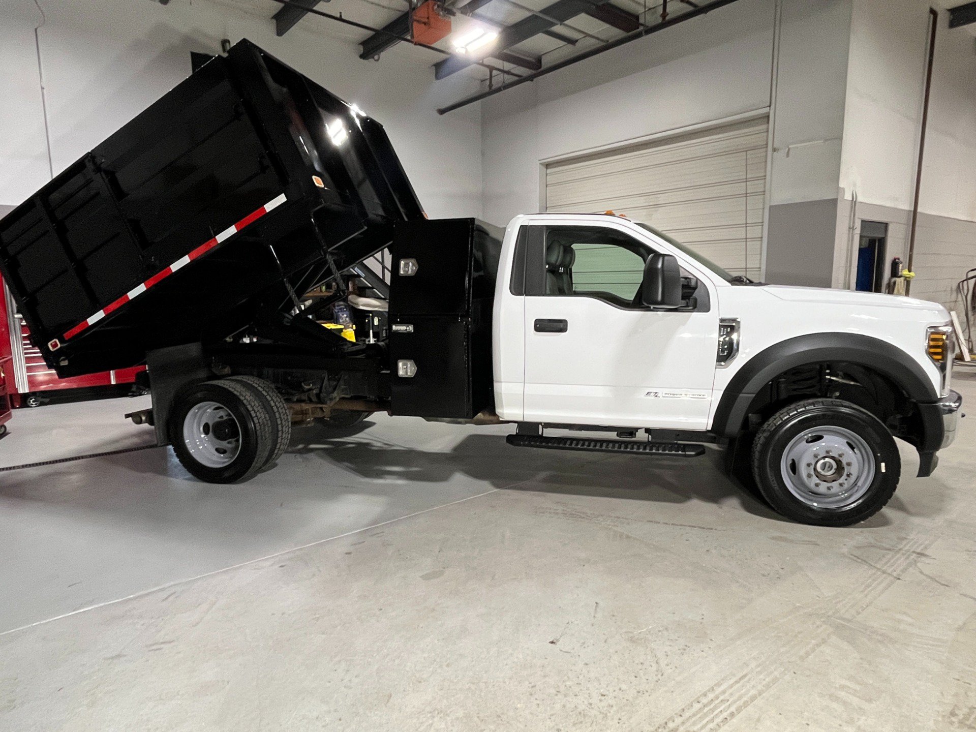 Used 2019 Ford F450 XL w/ XL Value Package AWD/4WD image 5