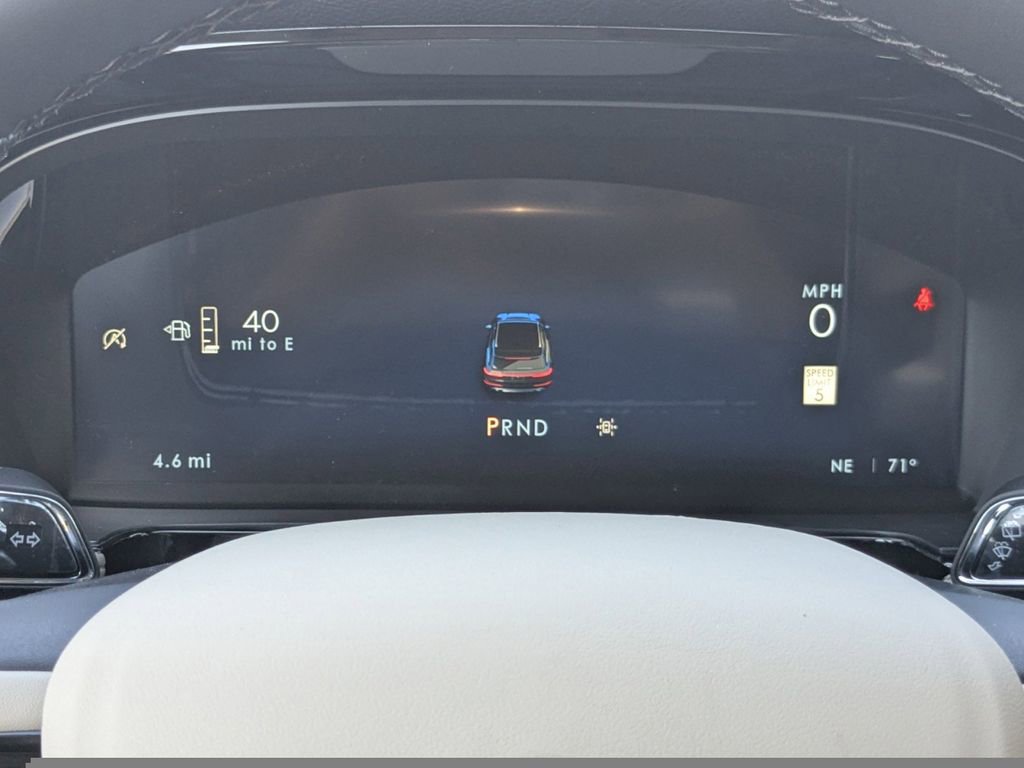 New 2026 Lincoln Corsair Premiere FWD image 31