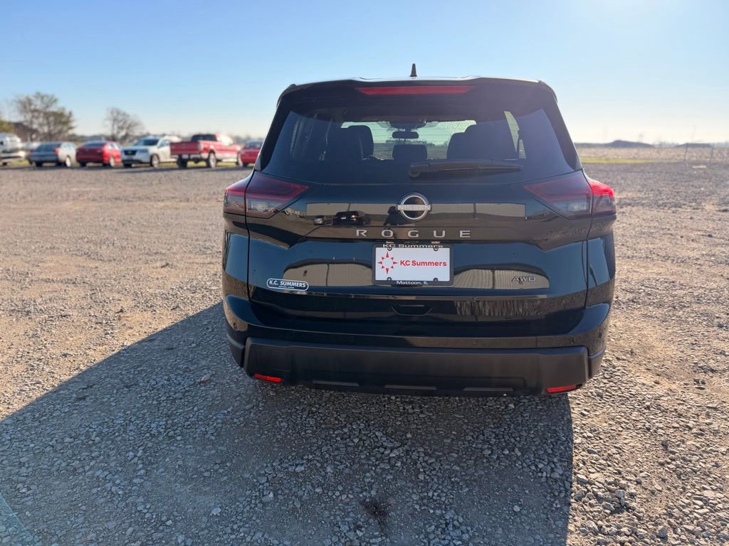 Certified 2025 Nissan Rogue SV image 6