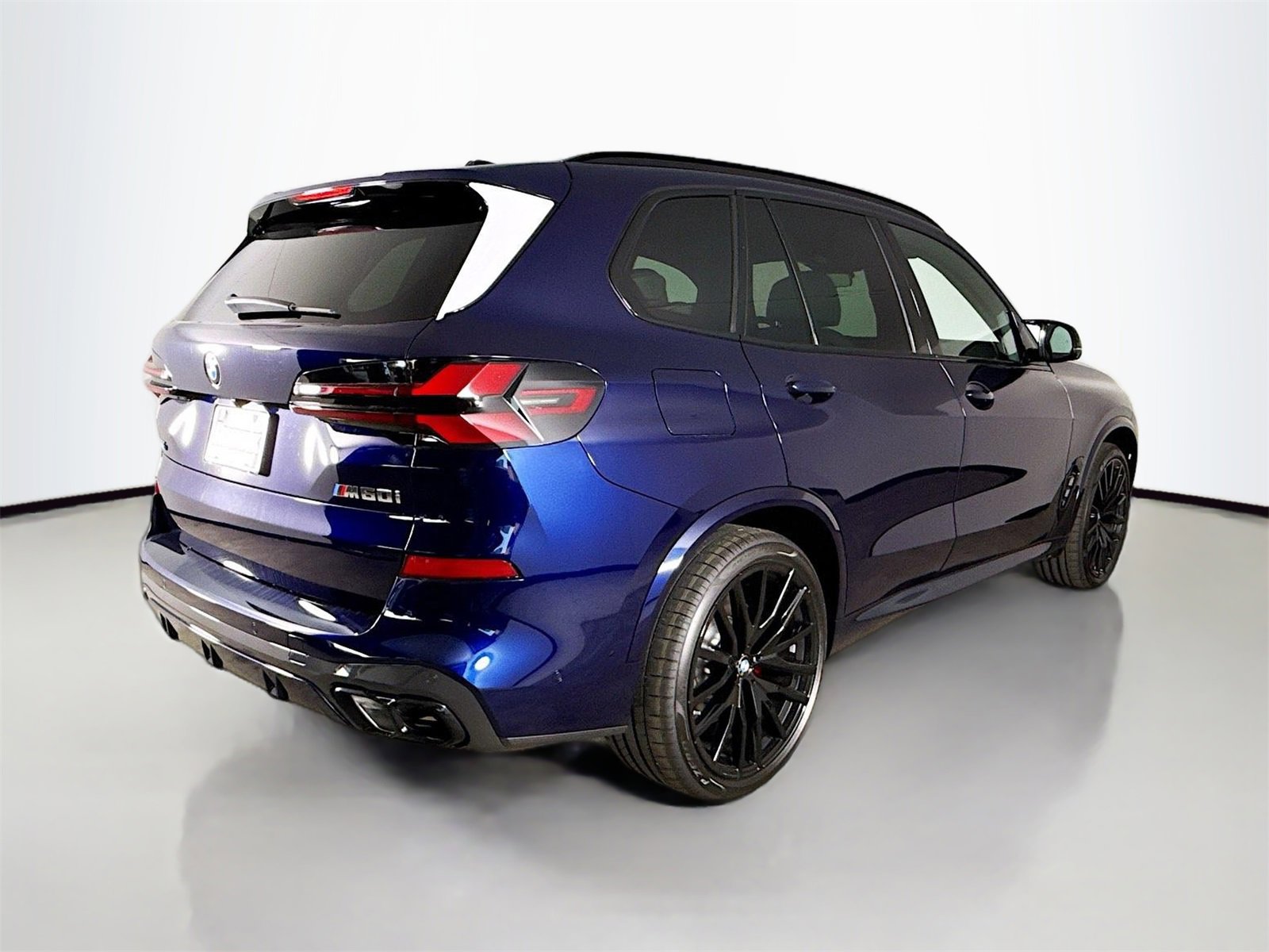 New 2026 BMW X5 M60i image 7
