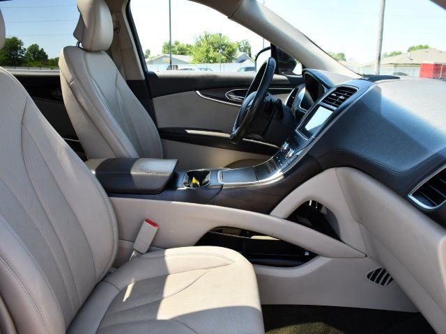 Used 2018 Lincoln MKX Reserve w/ Lincoln MKX Climate Package FWD image 34