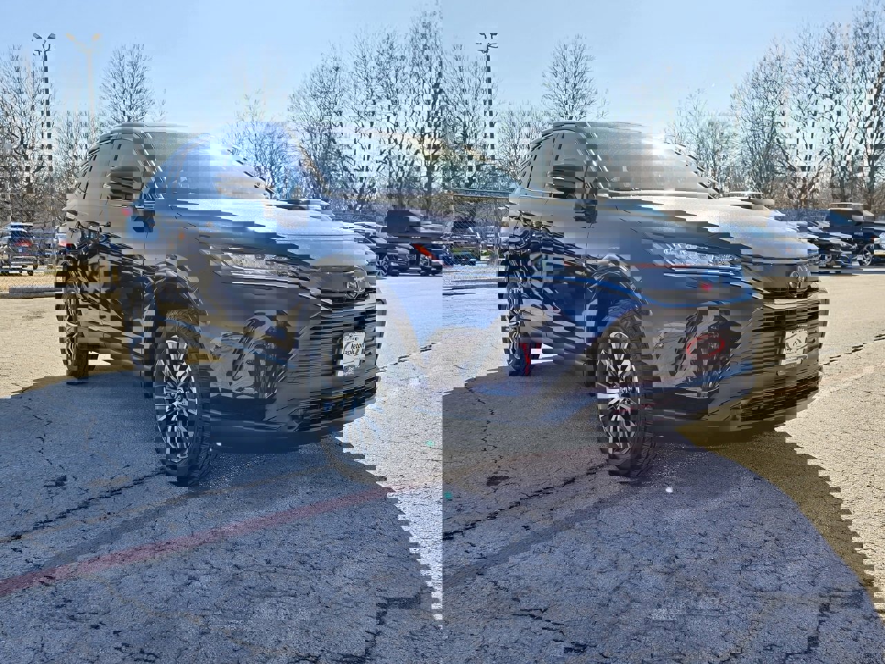 Used 2022 Toyota Venza LE video 1