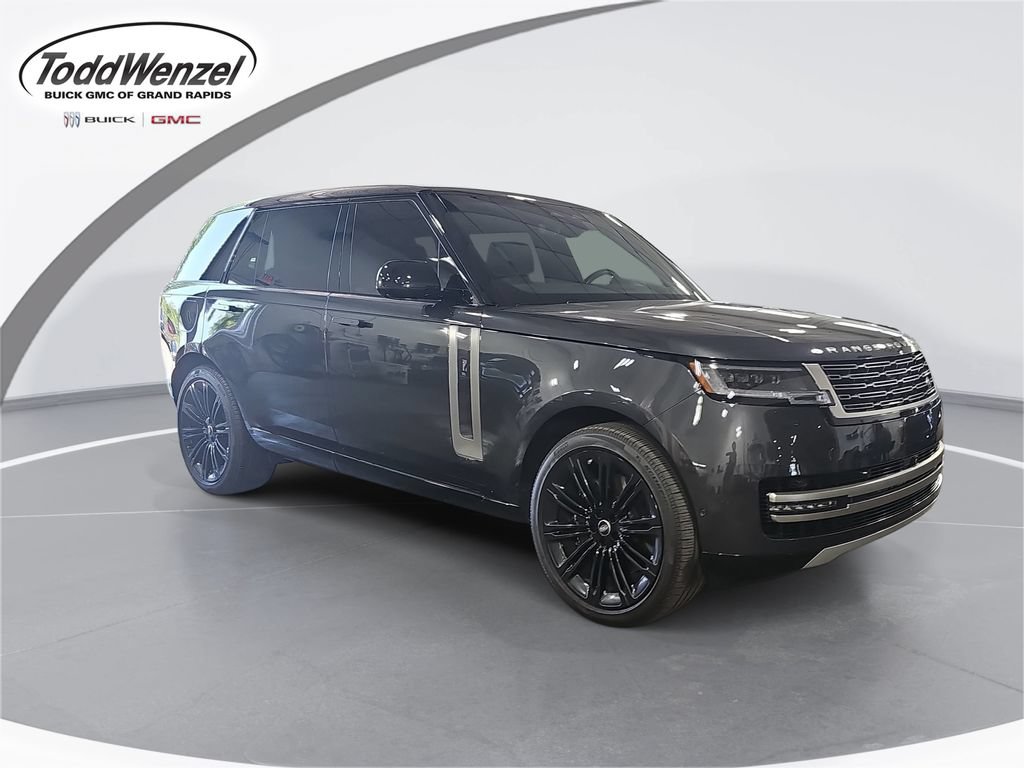 Used 2025 Land Rover Range Rover Long Wheelbase SE AWD/4WD image 1