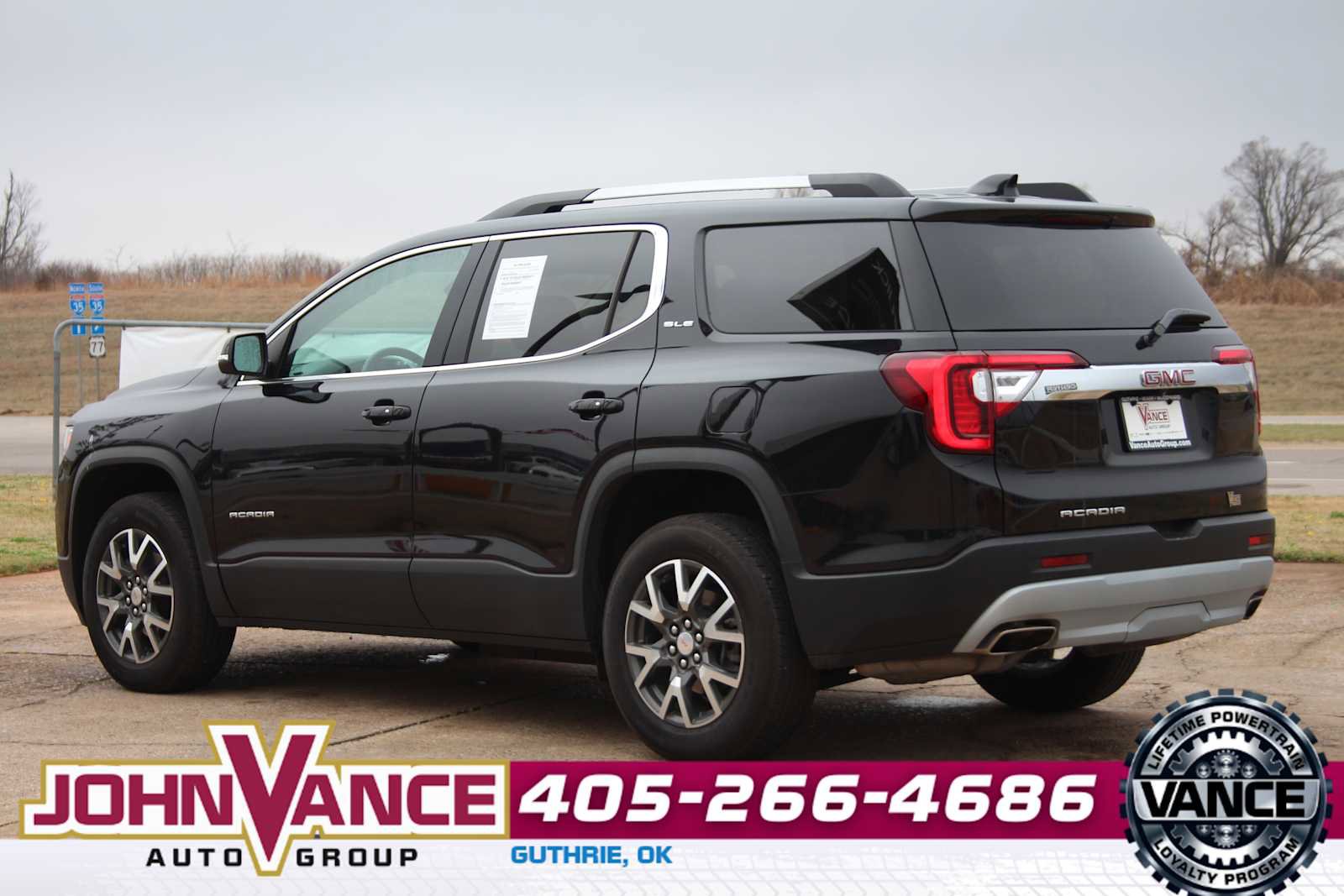 Used 2023 GMC Acadia SLE w/ Driver Convenience Package image 6