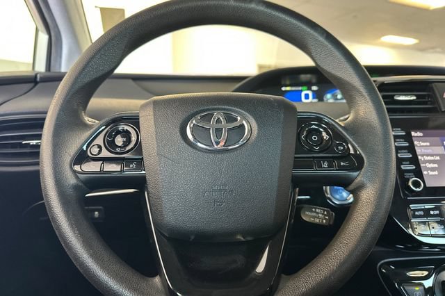 Used 2020 Toyota Prius LE FWD image 25