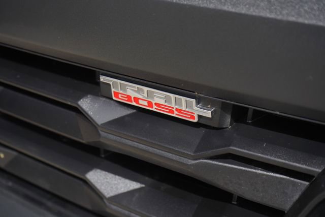 Used 2024 Chevrolet Colorado Trail Boss w/ Technology Package image 14